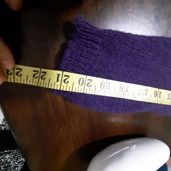 Vintage Garland 100% Wool V Neck Purple Sweater Small - Picture 6 of 9